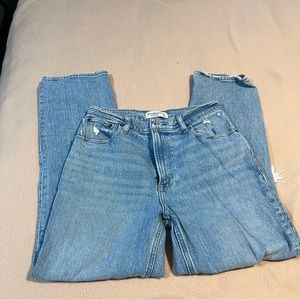 Abercrombie the 90s straight ripped knees ultra high rise size 27 short